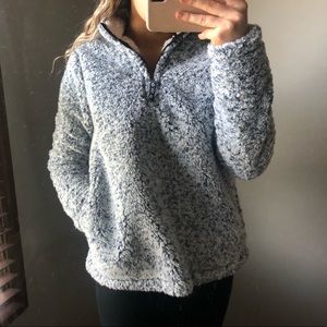 Sherpa sweatshirt